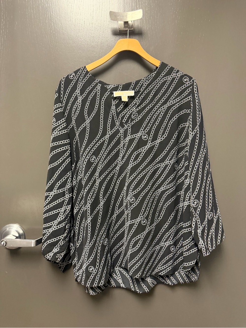 Michael kors chain blouse XL